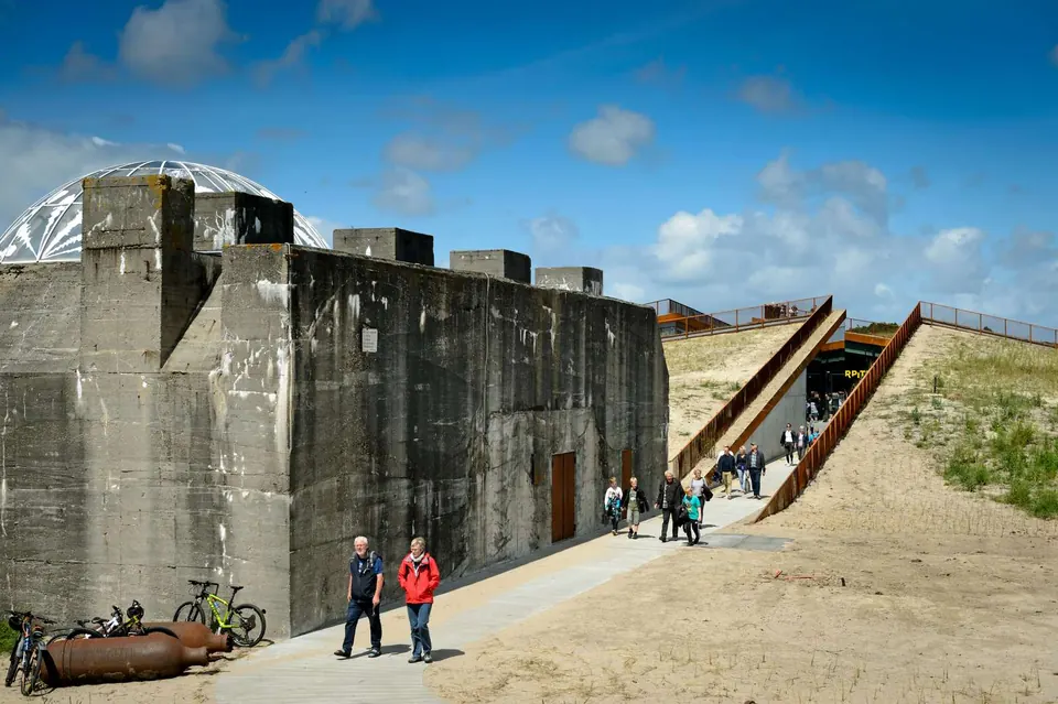 Eingang zum Tirpitz in Blaavand